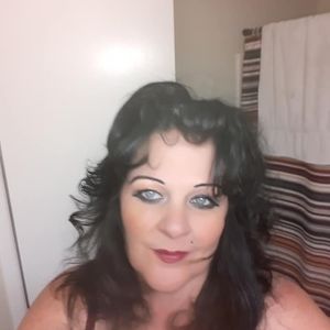 Meet your Posher, Shelly e